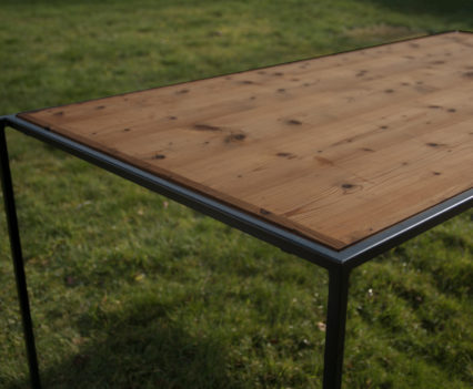http://fabulaproductions.be/verhuur/lage-tafels/wireframe-low-xl-table-salomo/